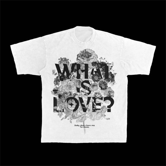 What is love ? Illustration bitmap sur t-shirt