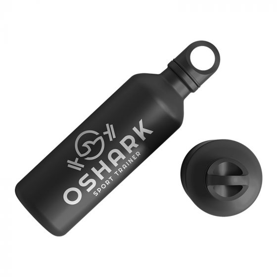 présentation du logo Oshark sur une gourde