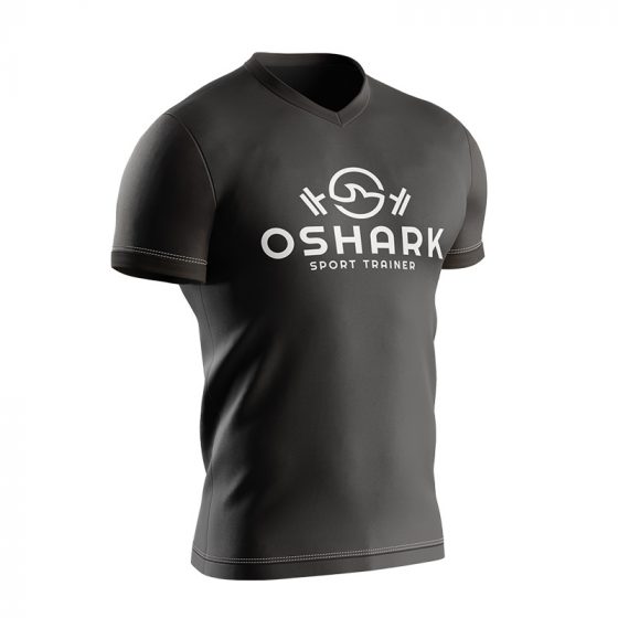 présentation du logo Oshark sur un t-shirt