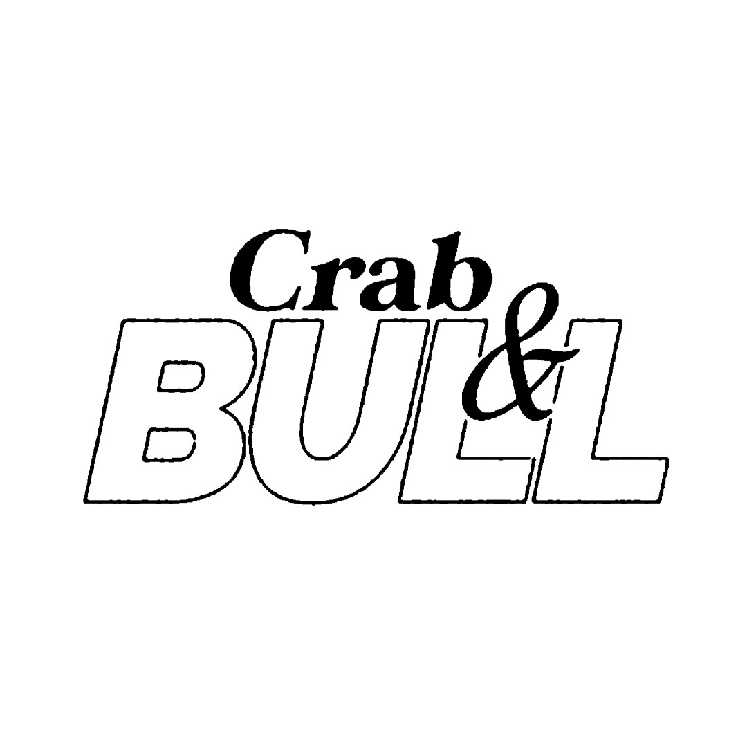 Signature typographique Crab & Bull en noir pour le devant du t-shirt